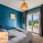 Avec Piscine Privée, Jardin&poêle à Bois * Le Teich